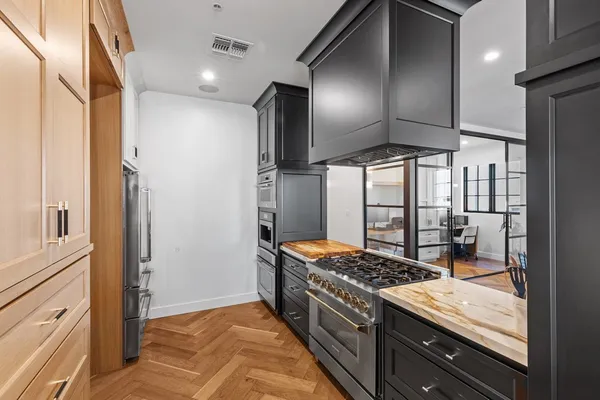 $1,499,995 | 230 Dwyer Avenue, Unit 705, San Antonio, TX 78204