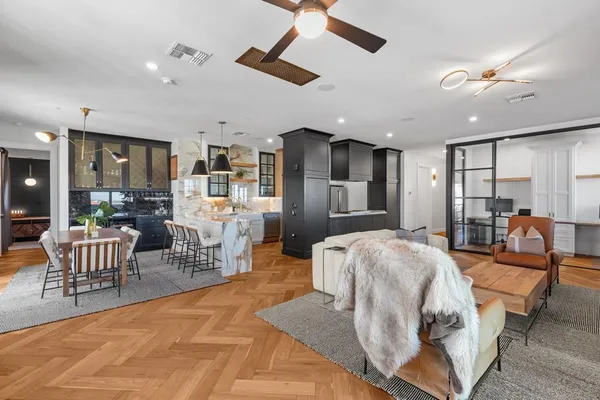 $1,499,995 | 230 Dwyer Avenue, Unit 705, San Antonio, TX 78204