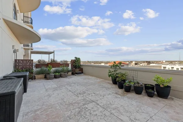 $1,499,995 | 230 Dwyer Avenue, Unit 705, San Antonio, TX 78204