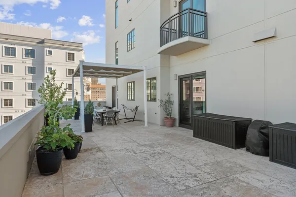 $1,499,995 | 230 Dwyer Avenue, Unit 705, San Antonio, TX 78204