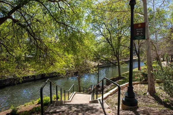 $1,499,995 | 230 Dwyer Avenue, Unit 705, San Antonio, TX 78204