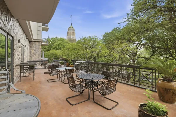 $1,499,995 | 230 Dwyer Avenue, Unit 705, San Antonio, TX 78204