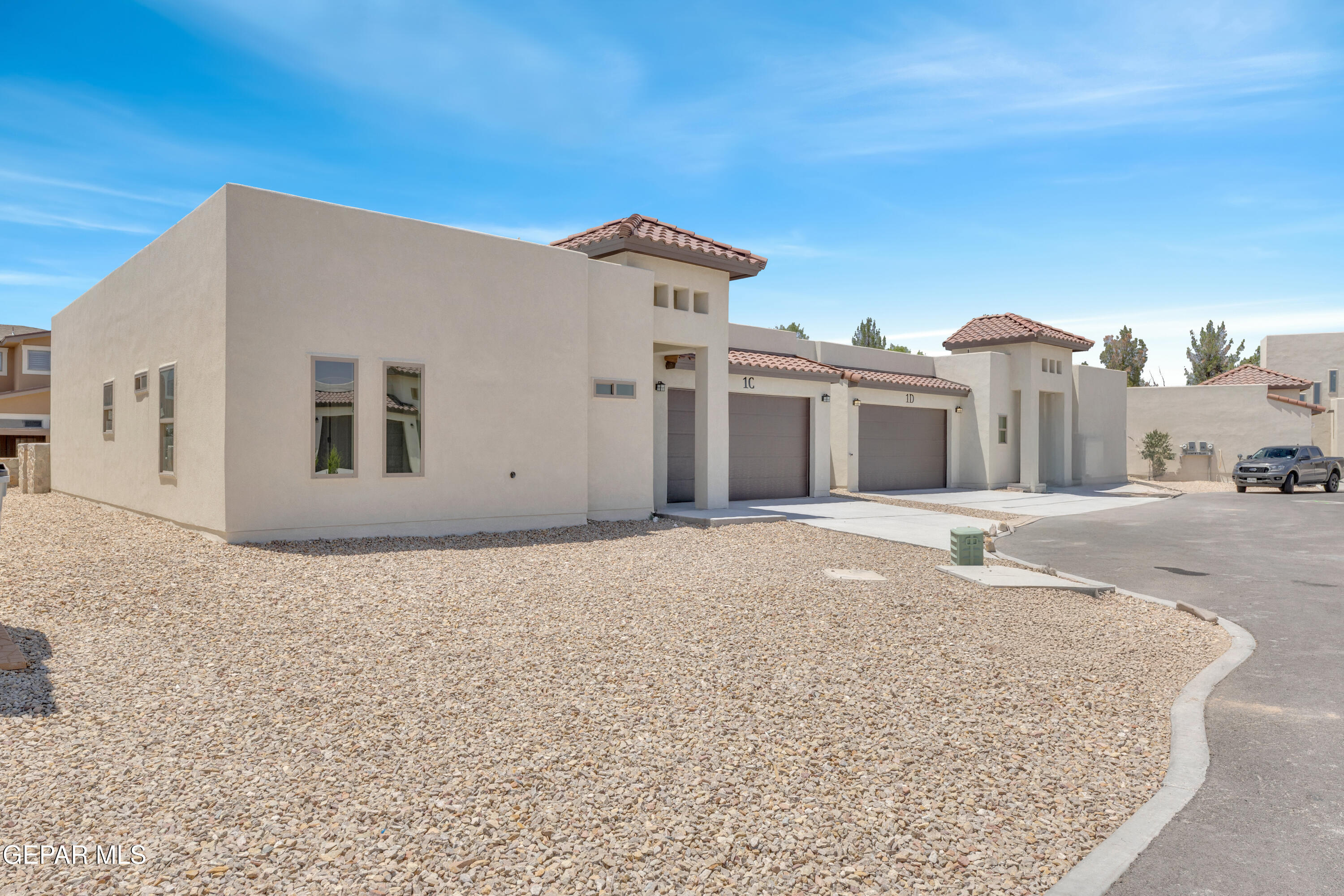 871 Country Club Road, Unit 4C El Paso, TX 79932 - Photo 48 of 50 1 (2)
