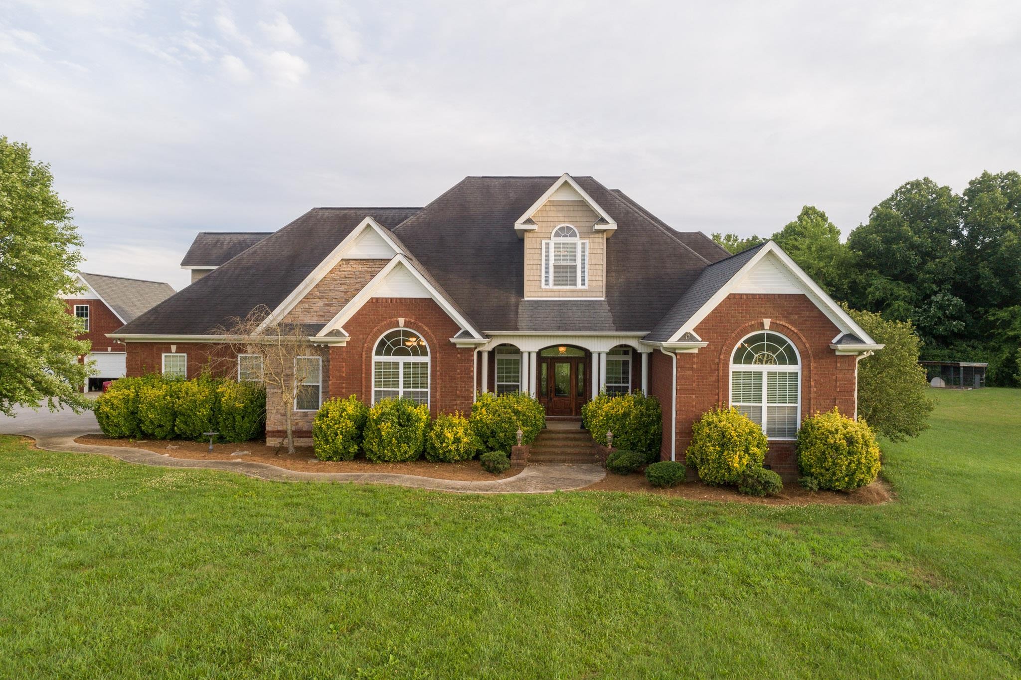 326 Philippi Road Wartrace, TN 37183 - Photo 1 of 29 Gallery Image 1