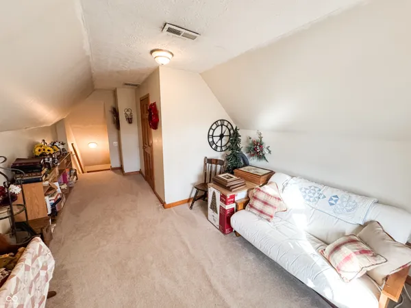 $390,000 | 11501 South Co Road 200 West, Muncie, IN 47302