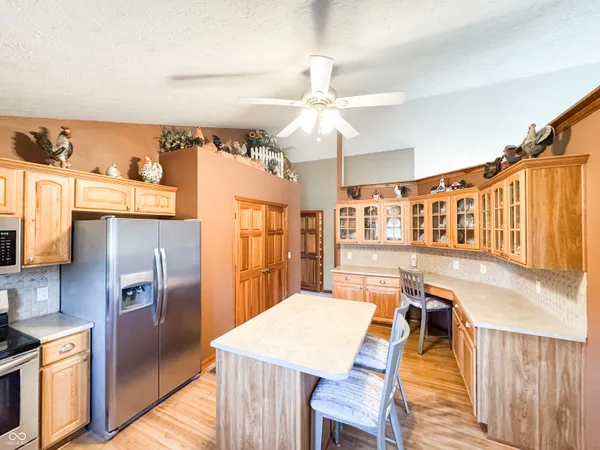 $390,000 | 11501 South Co Road 200 West, Muncie, IN 47302