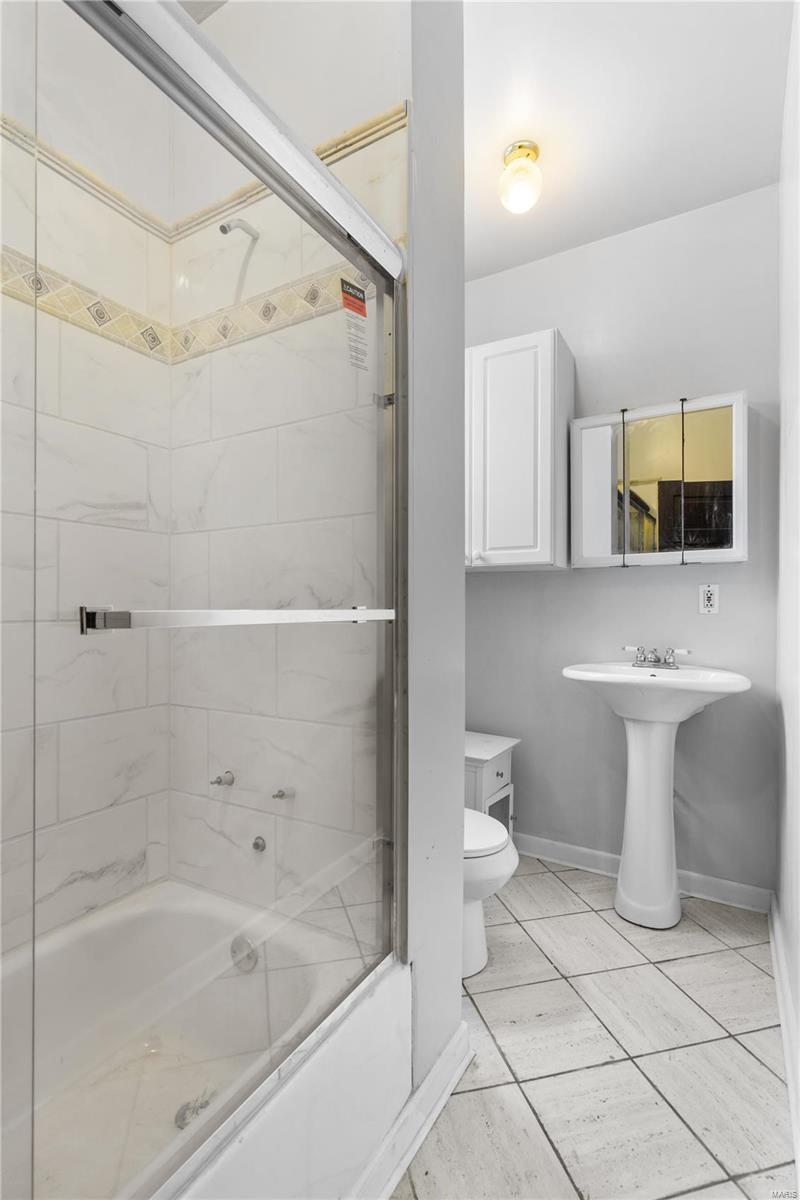 736 Dover Place St. Louis, MO 63111 - Photo 21 of 29