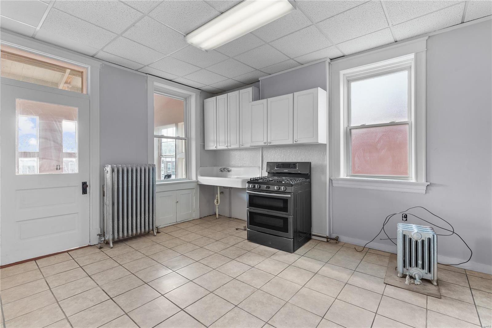 736 Dover Place St. Louis, MO 63111 - Photo 22 of 29