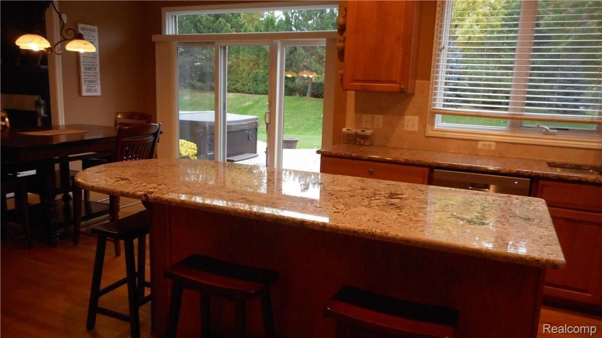 574 Springview Drive Rochester, MI 48307 - Photo 20 of 54 035.JPG