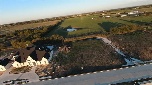 $183,000 | 105 Iris Street, Lorena, TX 76655