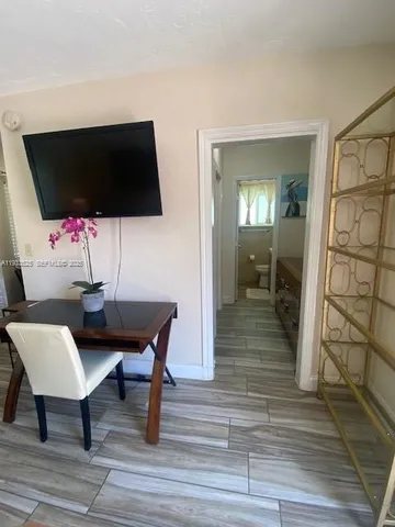 $1,850 | 326 Roosevelt Street, Unit 5, Hollywood, FL 33019