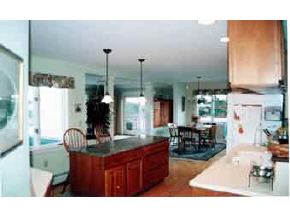 36 Little Sunapee Road New London, NH 03257 - Photo 4 of 5 Gallery Image 4