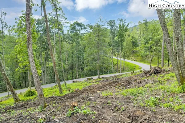 $250,000 | Lot 90 Eagles Nest Trail, Banner Elk, NC 28604