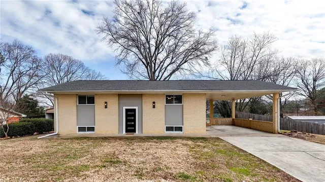 $349,900 | 5 Greenbriar Avenue, Cartersville, GA 30120