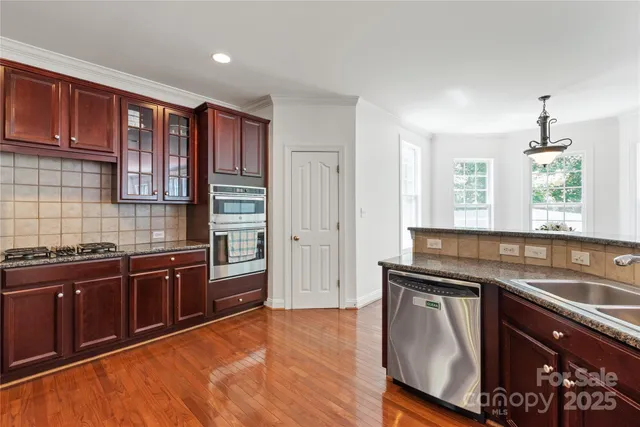 $809,000 | 8914 Landsdowne Avenue, Harrisburg, NC 28075