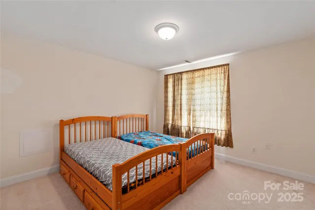 $809,000 | 8914 Landsdowne Avenue, Harrisburg, NC 28075