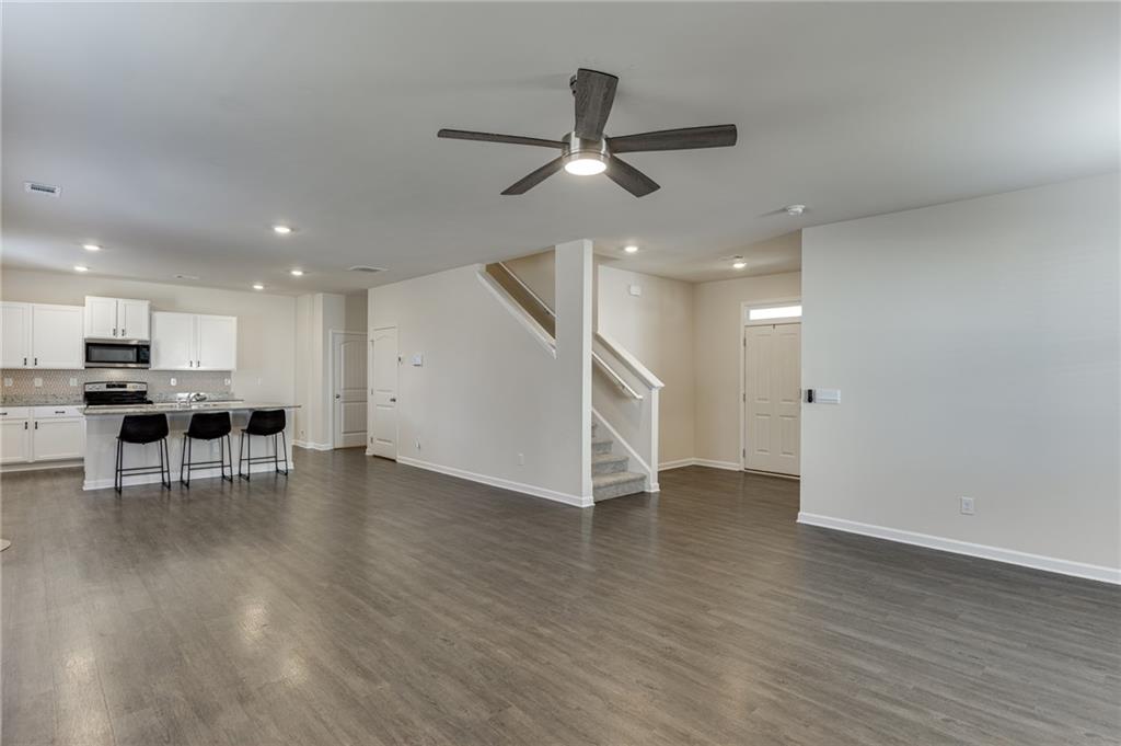 135 Russell Road Pendergrass, GA 30567 - Photo 7 of 42