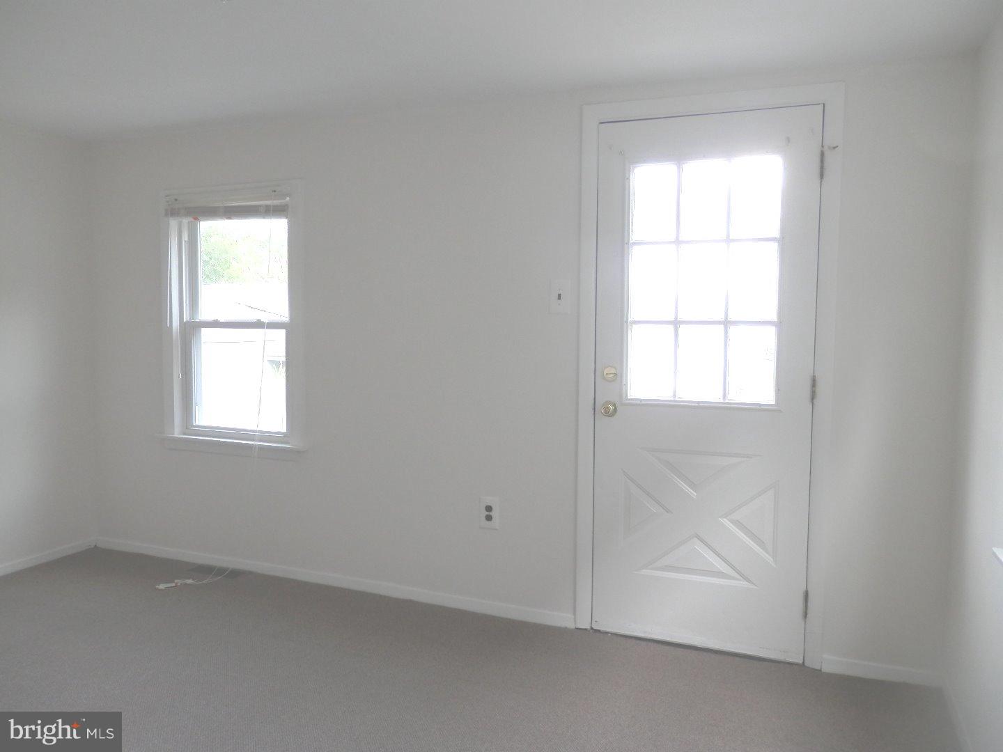 119 Spring Garden Street Riverside, NJ 08075 - Photo 9 of 18 Family Room