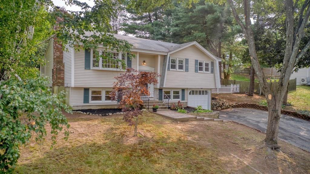 7 Olde Berry Road Andover, MA 01810 - Photo 2 of 37 Gallery Image 2
