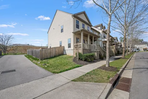 $325,000 | 1832 Wild Oaks Court, Antioch, TN 37013