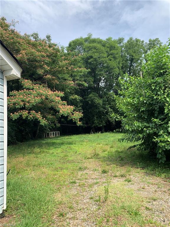 1015 Adams Street High Point, NC 27262 - Photo 4 of 18
