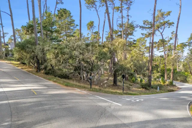 $1,599,999 | 2901 Bird Rock Road, Pebble Beach, CA 93953