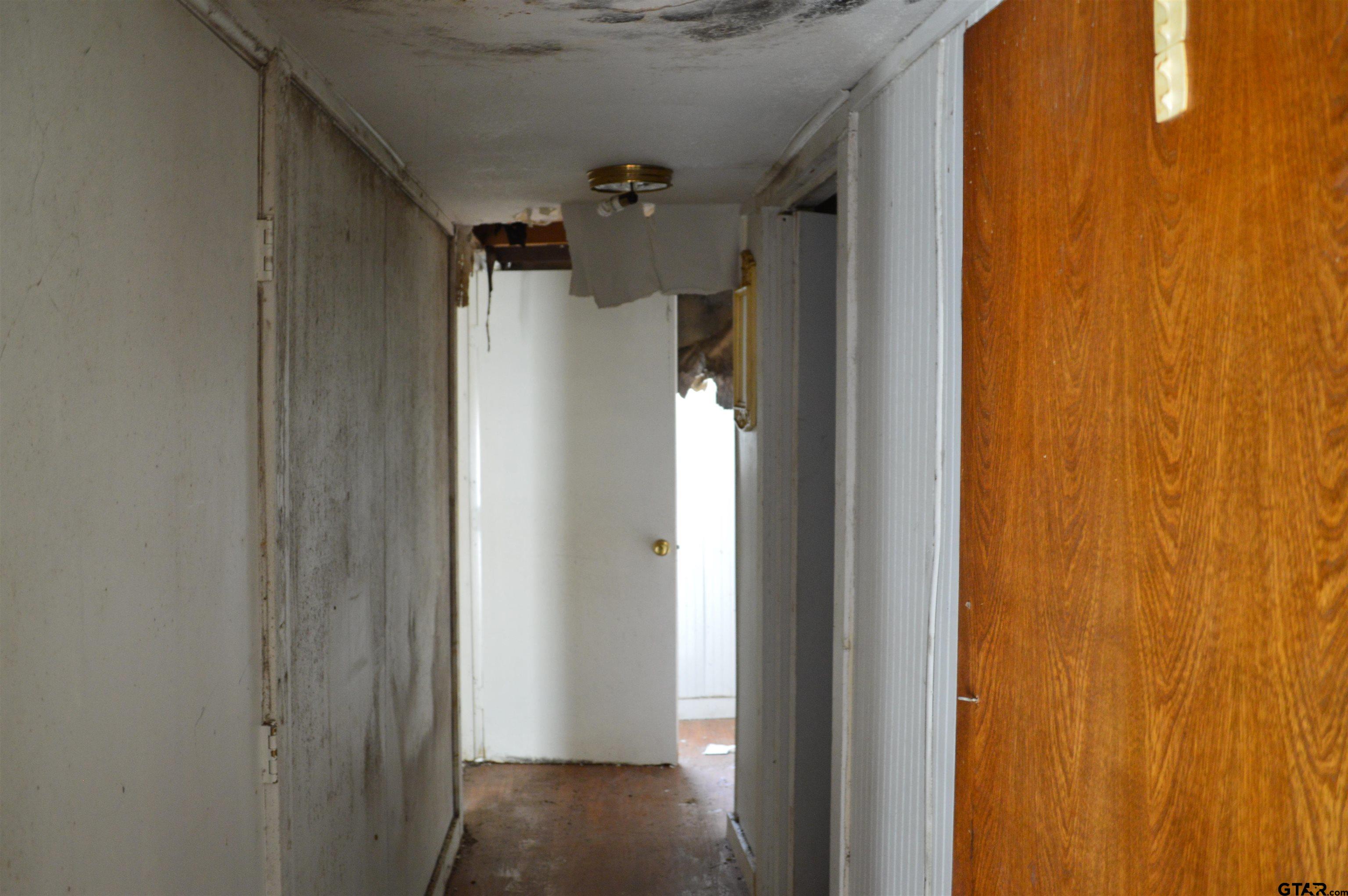 3210 Bellwood Road Tyler, TX 75701 - Photo 8 of 18 a view of a very nice looking space