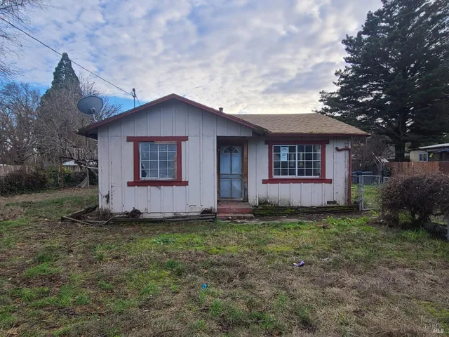 $99,900 | 23975 Eberle Street, Covelo, CA 95428