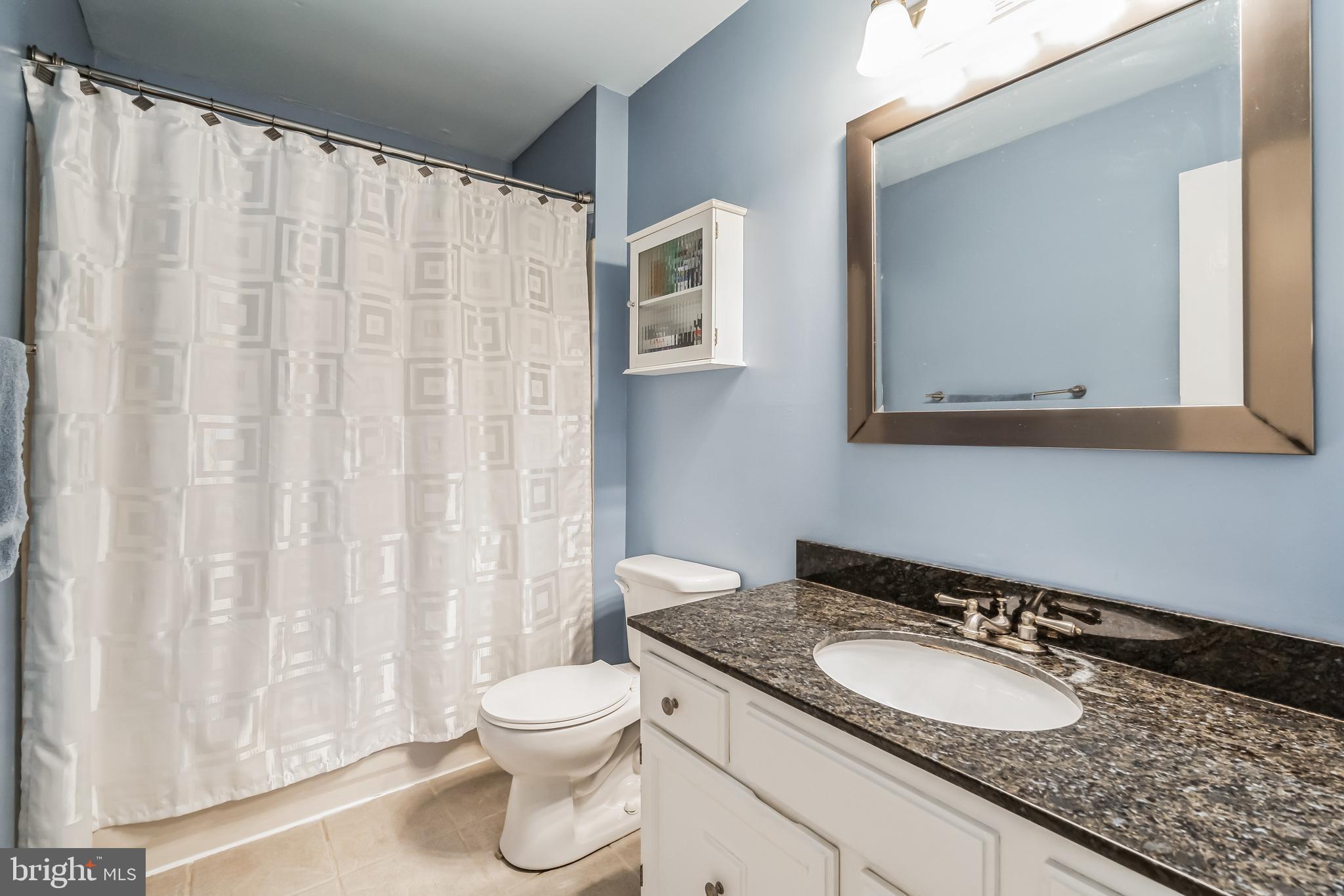 18 Farnwood Road Mount Laurel, NJ 08054 - Photo 18 of 24 Primary Bathroom