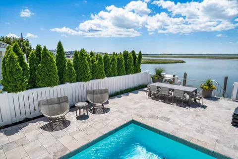 $9,995,000 | 11501 Paradise Drive, Stone Harbor, NJ 08247