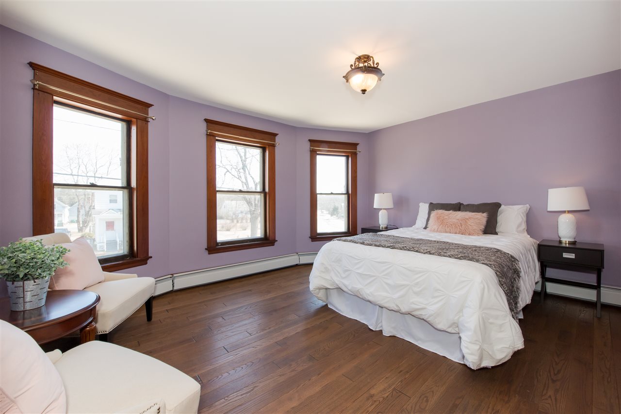 129 Charles Street Rochester, NH 03867 - Photo 18 of 36