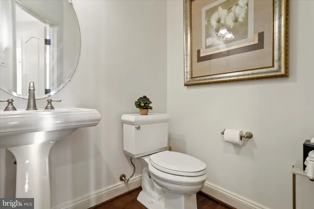 $1,250,000 | 33 Louisa Beall Lane, Charles Town, WV 25414