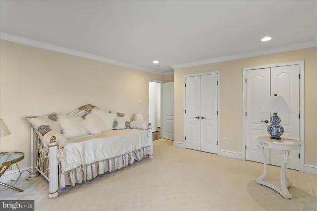 $1,250,000 | 33 Louisa Beall Lane, Charles Town, WV 25414