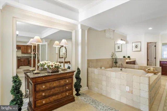 $1,250,000 | 33 Louisa Beall Lane, Charles Town, WV 25414