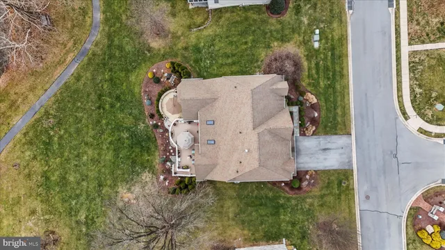 $1,250,000 | 33 Louisa Beall Lane, Charles Town, WV 25414