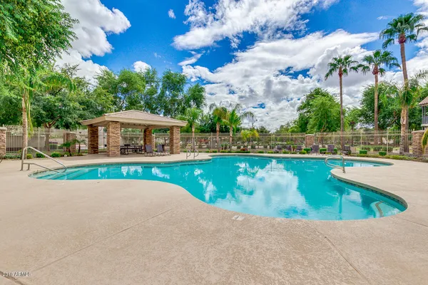 $384,900 | 4272 East Jasper Drive, Gilbert, AZ 85296