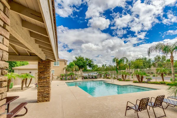 $384,900 | 4272 East Jasper Drive, Gilbert, AZ 85296