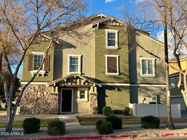 $384,900 | 4272 East Jasper Drive, Gilbert, AZ 85296