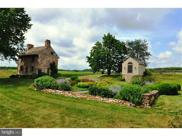 513 McCue Road Avondale, PA 19311 - Photo 2 of 21 Gallery Image 2