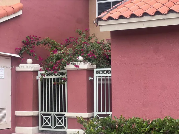 $3,100 | 6104 Northwest 114th Place, Unit 213, Doral, FL 33178