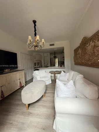 $3,100 | 6104 Northwest 114th Place, Unit 213, Doral, FL 33178