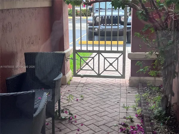 $3,100 | 6104 Northwest 114th Place, Unit 213, Doral, FL 33178