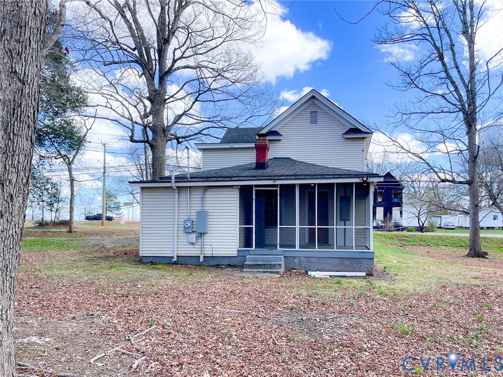 1016 Court Street Victoria, VA 23974 - Photo 27 of 29 a view of a house with a yard