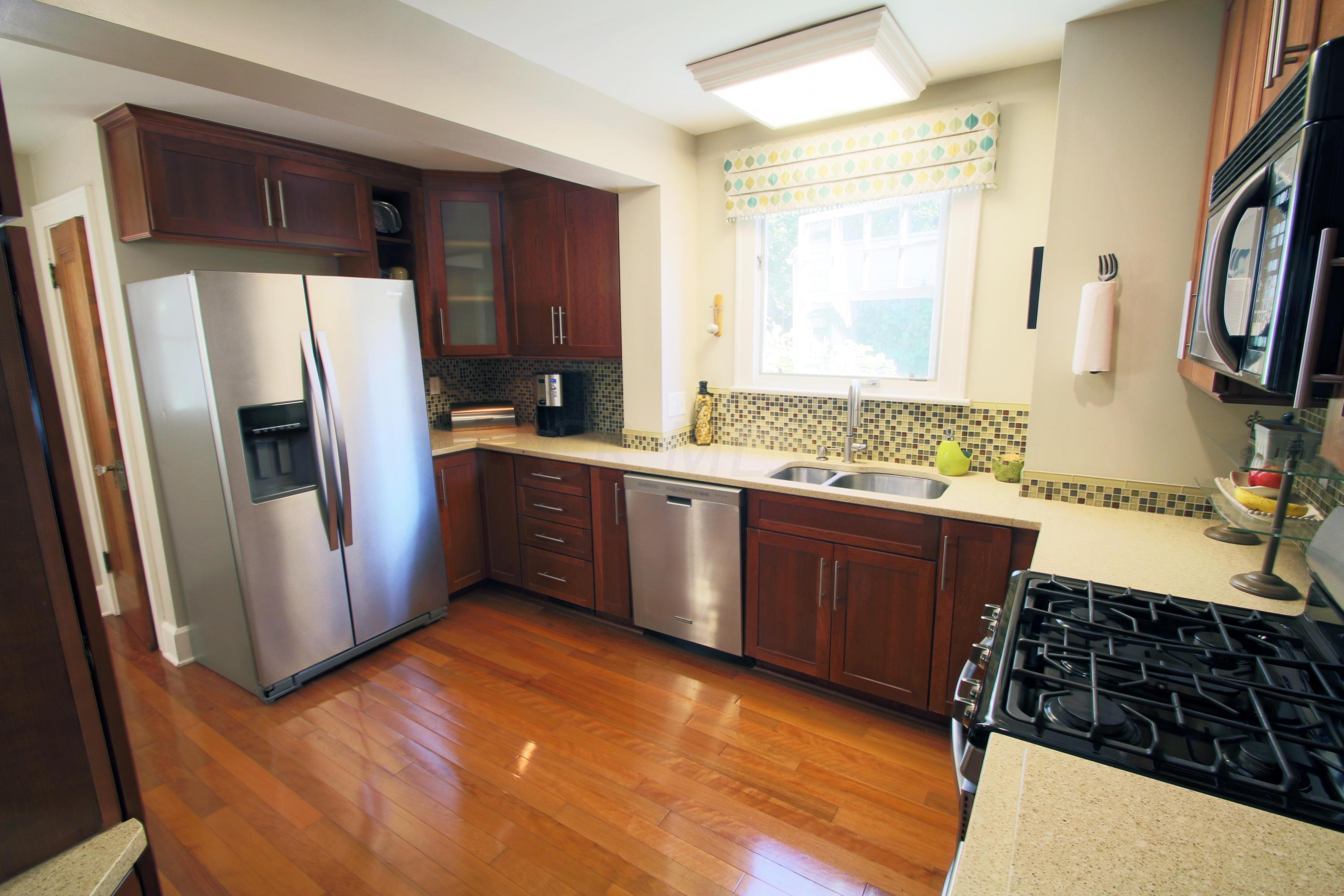 252 Brevoort Road Columbus, OH 43214 - Photo 12 of 48 Gallery Image 12