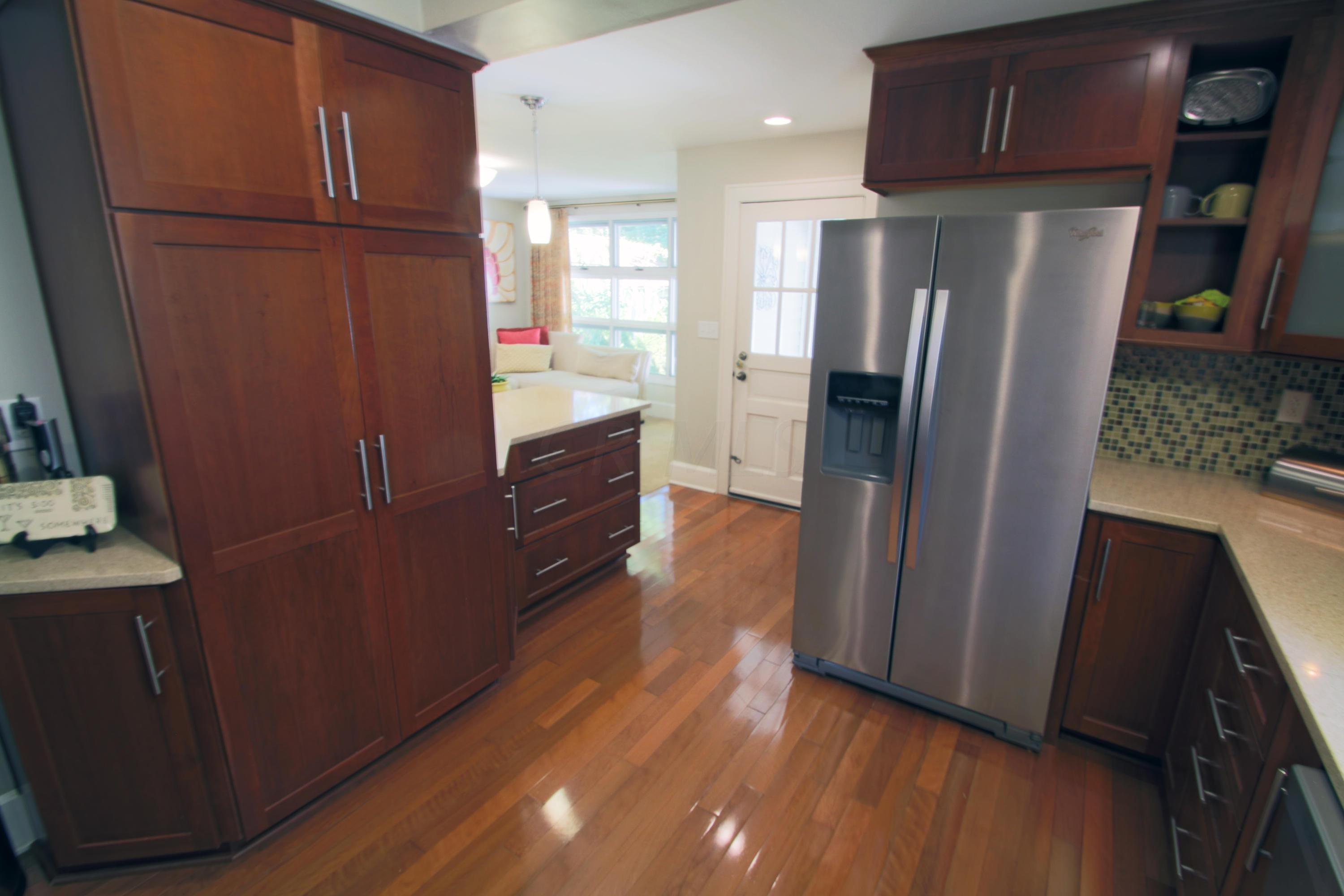 252 Brevoort Road Columbus, OH 43214 - Photo 16 of 48 Gallery Image 16