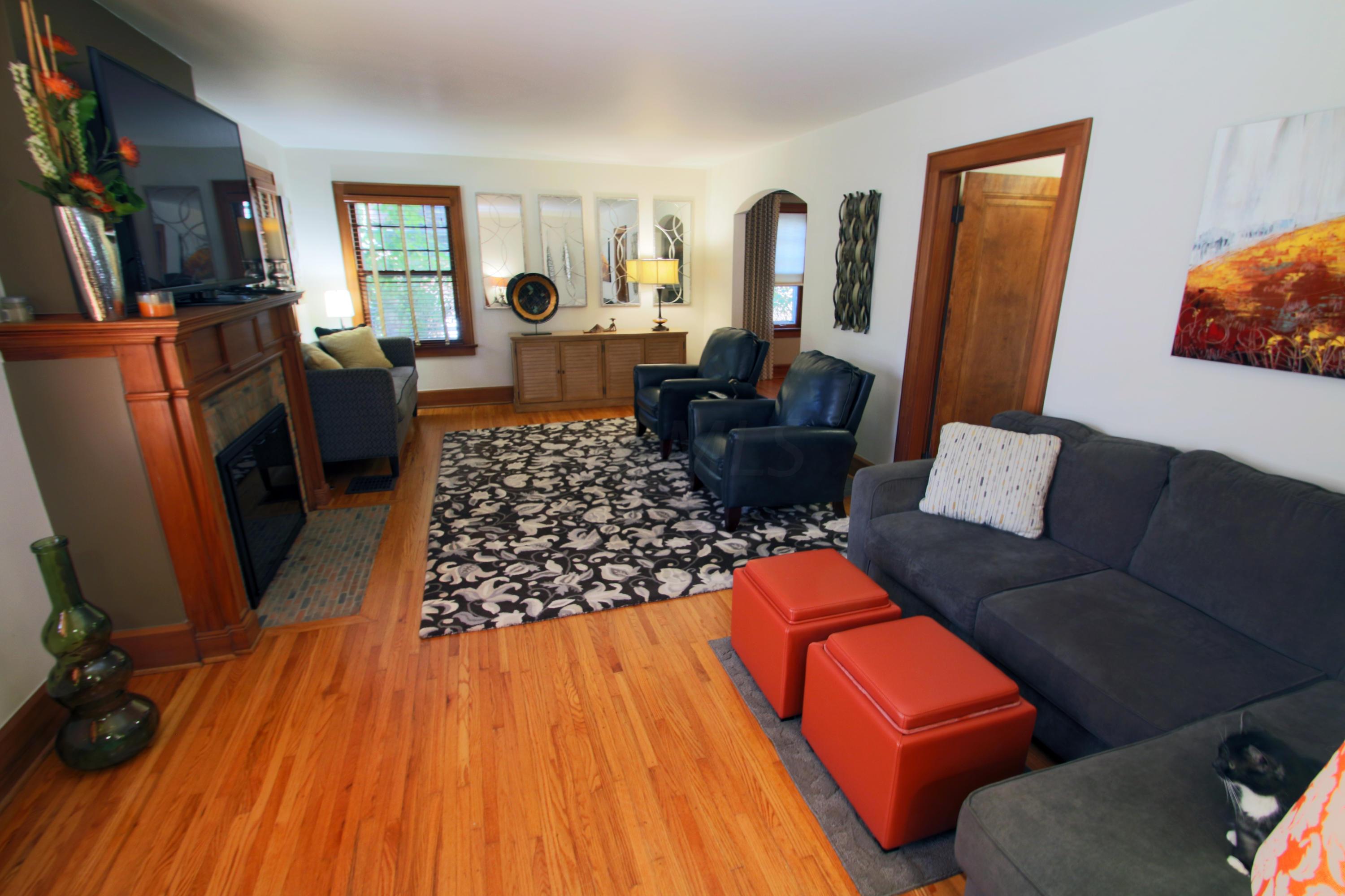 252 Brevoort Road Columbus, OH 43214 - Photo 3 of 48 Gallery Image 3