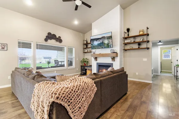 $639,900 | 919 9th Avenue East, Gooding, ID 83330