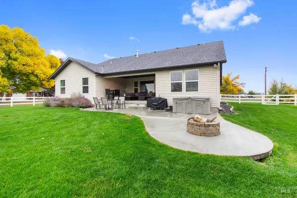 $639,900 | 919 9th Avenue East, Gooding, ID 83330