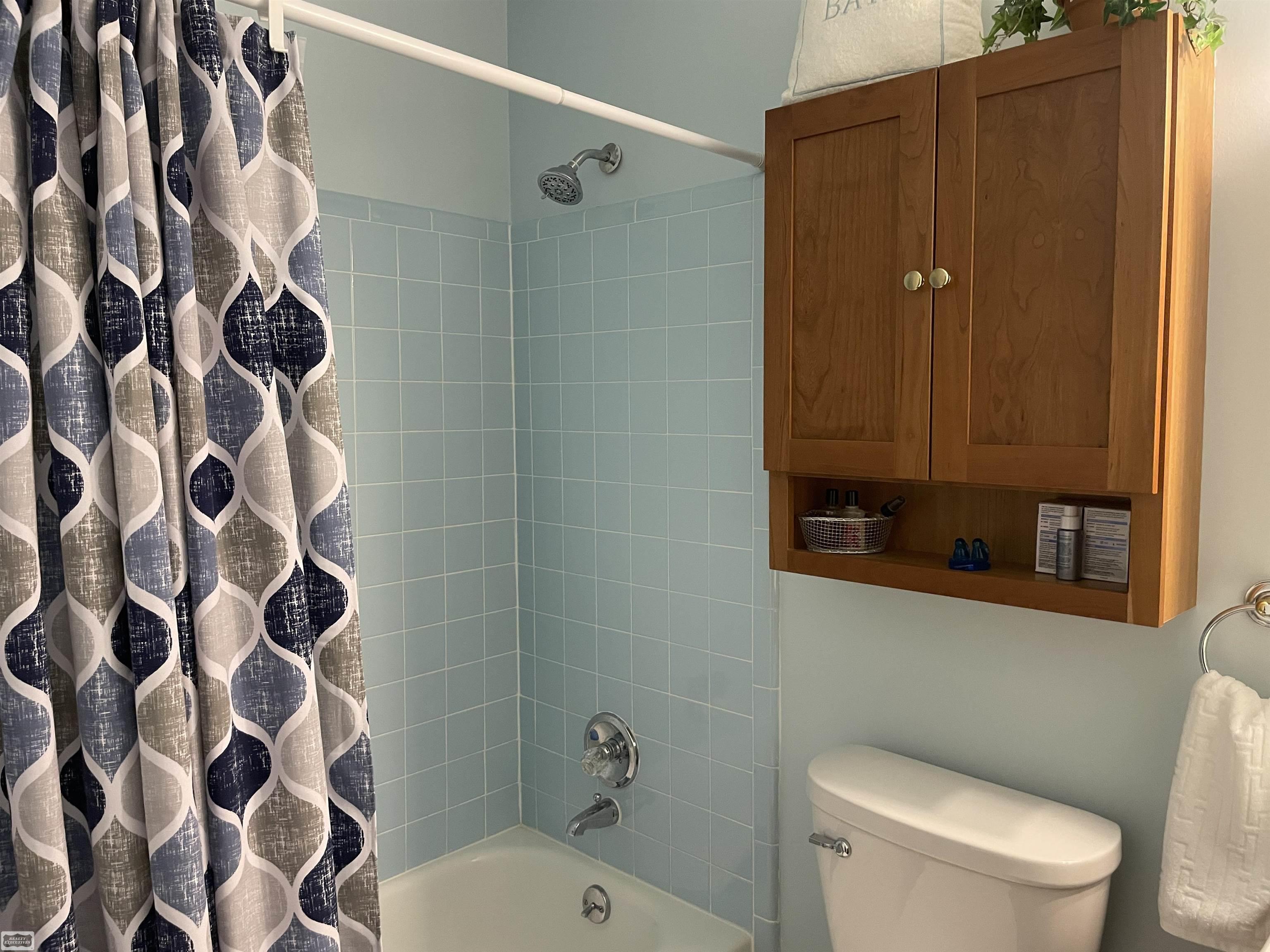 1343 Autumn Lane Rochester, MI 48306 - Photo 28 of 42