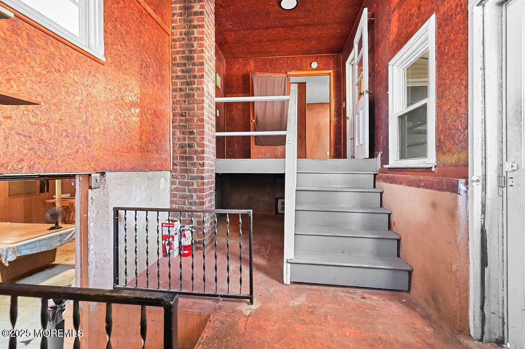 108 West Concourse Keyport, NJ 07735 - Photo 13 of 32 108_w_concourse_022